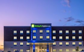 Watertown Holiday Inn Express Sd